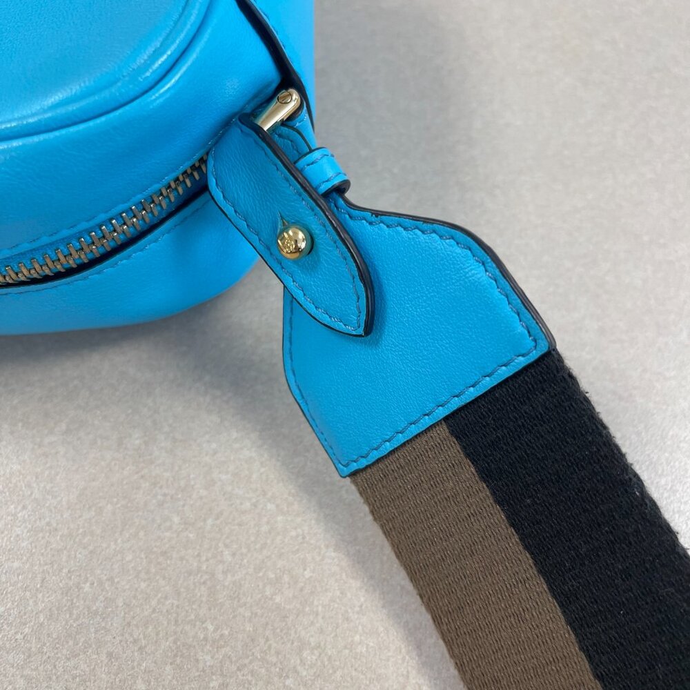 Fendi Baguette Camera Crossbody Bag in Turquoise Blue - Preowned - Picture 11 of 16